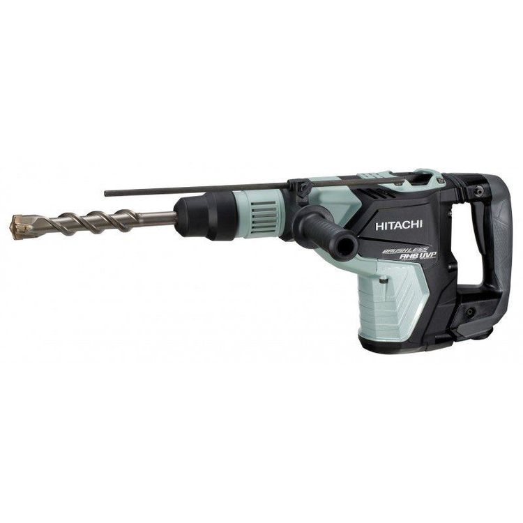 Martello combinato dotato della innovativa tecnologia AC BRUSHLESS, perciò dotato di una sofisticata tecnologia elettronica che consente di ottenere incredibili performance di perforazione e scalpellatura. Grazie al motore brushless è in grado di sopportare notevoli cadute di tensione, tipiche di un alimentazione con generatore non di eccellente qualità, oppure causate da un cavo di connessione alla rete elettrica troppo lungo, senza compromettere performance e durata di vita della macchina. L'attacco è di tipo SDS-max ad innesto rapido ed è dotato di un meccanismo che consente di posizionare lo scalpello con l'angolo di taglio voluto. Dotato di frizione di sicurezza, alta velocità di rotazione ed energia di battuta per singolo colpo, ben 18,8 Joule (EPTA)! La velocità è costante in ogni momento grazie al totale controllo elettronico e l'impostazione della velocità ottimale è effettuata tramite pulsantiera con display digitale. Dispone inoltre di un pulsante che, se premuto, consente la demolizione continua, pur rilasciando l'interruttore principale (ZVRP). E' dotato inoltre di protezione elettronica contro le sovracorrenti e lo stacco accidentale dell'alimentazione senza ripartenza in caso di interruttore premuto. I livelli di vibrazione sono molto bassi grazie alla tecnologia antivibrante UVP (solo 9.8 m/sec2). Il corpo motore in robusto alluminio (AHB), la leva cambio in posizione superiore ed il rinnovato design ultra-ergonomico consentono un feeling di lavoro insuperabile con prestazioni eccezionali